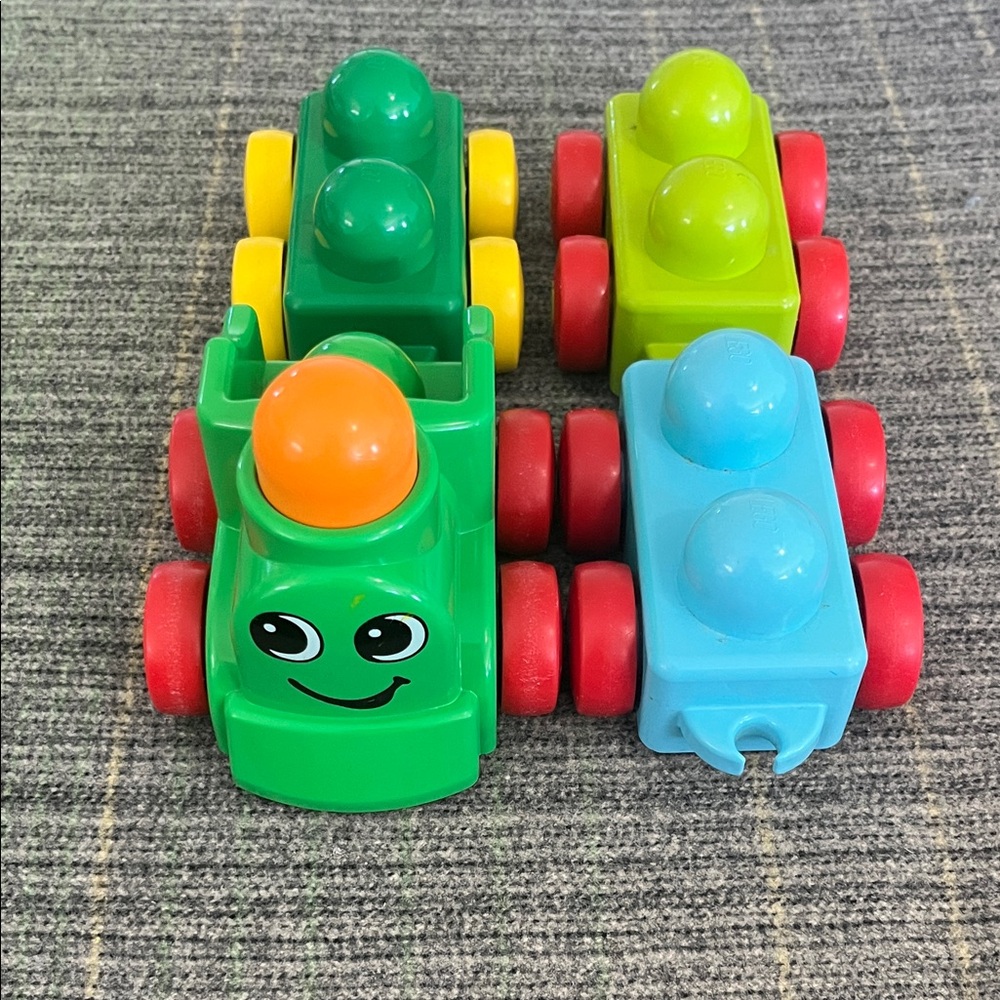 Lego Duplo Primo Colorful Interlocking Toy Train Set - Picture 3 of 5
